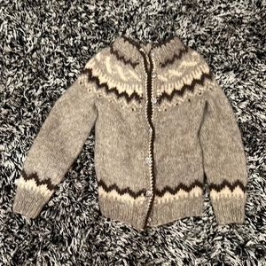 Alafoss ice wool Icelandic sweater
